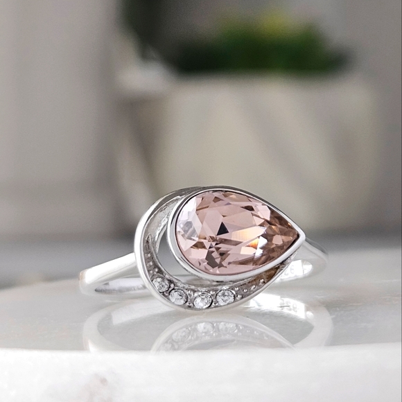 Official Swarovski Pink Champagne Crystal ring, 925 Sterling Silver - Picture 2 of 5
